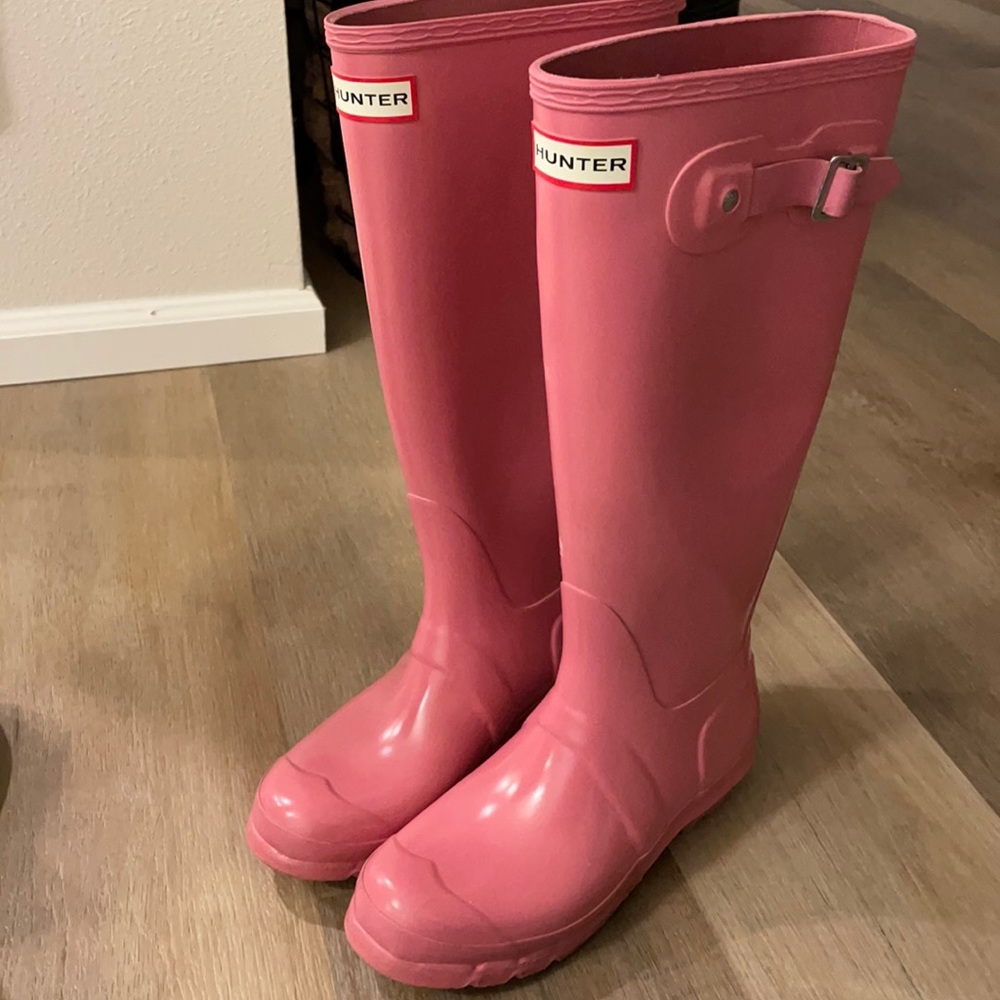 Hunter rain boots size 6